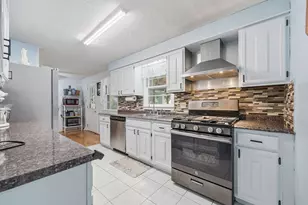 11 Mcfarlin Rd, Chelmsford, MA 01824 - Photo 7
