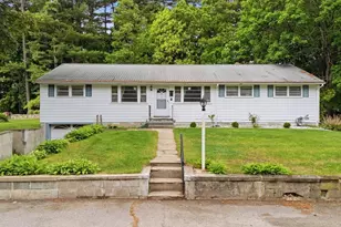 11 Mcfarlin Rd, Chelmsford, MA 01824 - Photo 3