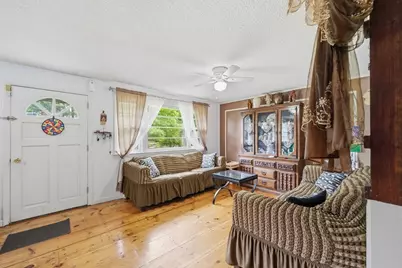 11 McFarlin Rd, Chelmsford, MA 01824 - Photo 5