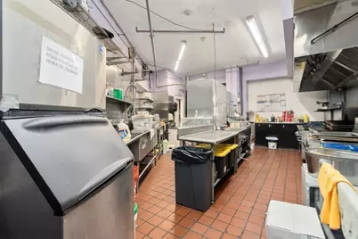 1269 Massachusetts Ave, Boston, MA 02125 - Photo 11