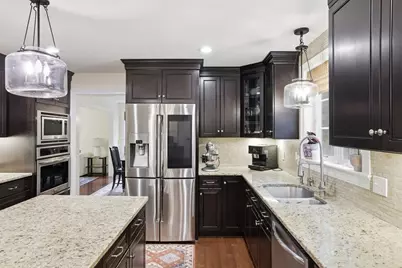 4 Murray Hill Circle, Wilmington, MA 01887 - Photo 3