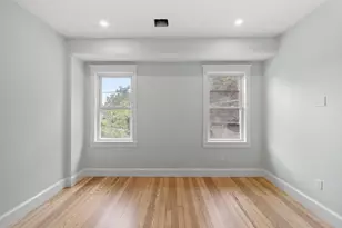 61 Warren St, Medford, MA 02155 - Photo 17