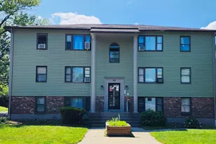 60 Chapin St, Holyoke, MA 01040 - Photo 1