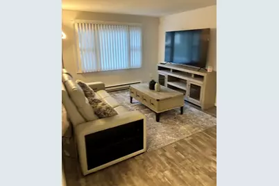 60 Chapin St #D, Holyoke, MA 01040 - Photo 11
