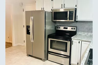 60 Chapin St #D, Holyoke, MA 01040 - Photo 15