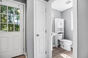 137 Lake Ave, Wareham, MA 02538 - Photo 13