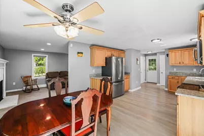 137 Lake Ave, Wareham, MA 02538 - Photo 7