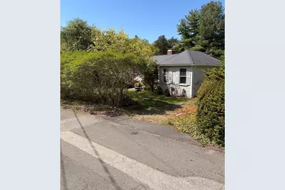 1 Prides Park Ave, Beverly, MA 01915 - Photo 5