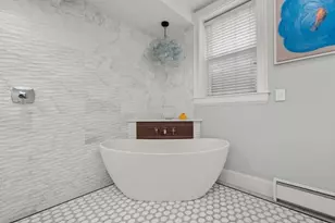61 St Botolph St, Boston, MA 02116 - Photo 27