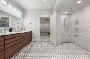 61 St Botolph St, Boston, MA 02116 - Photo 25