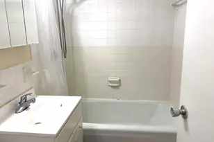1025 Hancock St, Quincy, MA 02169 - Photo 17