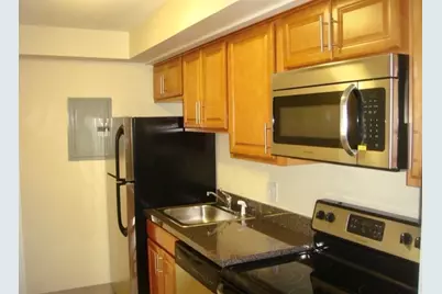 1025 Hancock St #14F, Quincy, MA 02169 - Photo 9