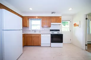 27 Chevy Chase Rd, Worcester, MA 01606 - Photo 7
