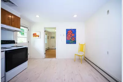 27 Chevy Chase Rd, Worcester, MA 01606 - Photo 9