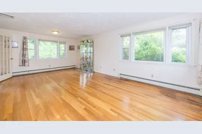 27 Chevy Chase Rd, Worcester, MA 01606 - Photo 3
