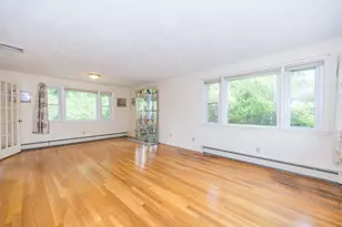 27 Chevy Chase Rd, Worcester, MA 01606 - Photo 3