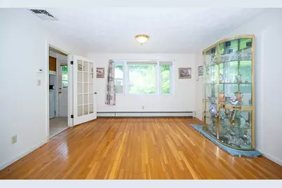 27 Chevy Chase Rd, Worcester, MA 01606 - Photo 5