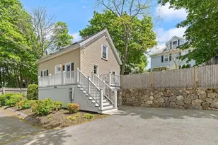 335R Cabot St, Beverly, MA 01915 - Photo 13