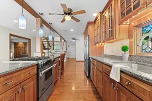 91 Lake Shore Dr, West Brookfield, MA 01585 - Photo 11