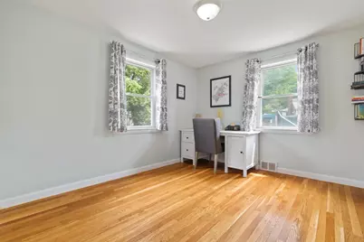 92 Laurie Ave, Boston, MA 02132 - Photo 9