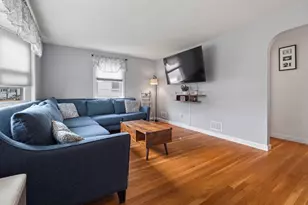 92 Laurie Ave, Boston, MA 02132 - Photo 3
