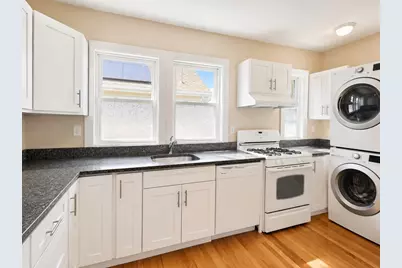 26 Rose St #26, Somerville, MA 02143 - Photo 5
