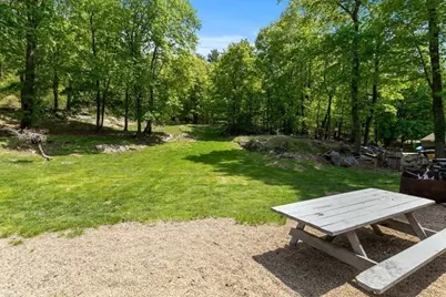 135 Hart St, Beverly, MA 01915 - Photo 21