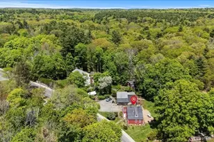 135 Hart St, Beverly, MA 01915 - Photo 25