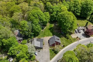 135 Hart St, Beverly, MA 01915 - Photo 25