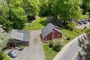 135 Hart St, Beverly, MA 01915 - Photo 3