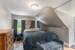 135 Hart St, Beverly, MA 01915 - Photo 19