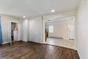 135 Hart St, Beverly, MA 01915 - Photo 9