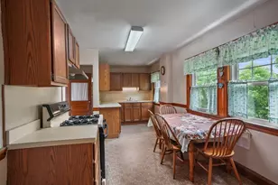 12 Bungalow Rd, Boston, MA 02132 - Photo 19
