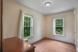 12 Bungalow Rd, Boston, MA 02132 - Photo 17