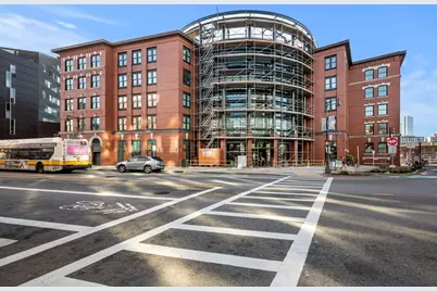 9 W Broadway #301, Boston, MA 02127 - Photo 37