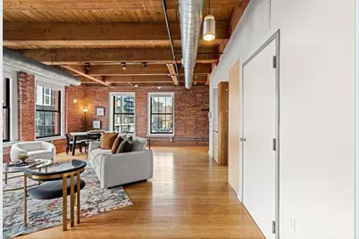 9 W Broadway #301, Boston, MA 02127 - Photo 5