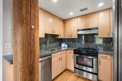 9 W Broadway #301, Boston, MA 02127 - Photo 15