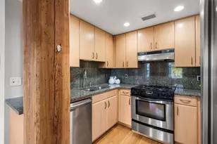 9 W Broadway, Boston, MA 02127 - Photo 15