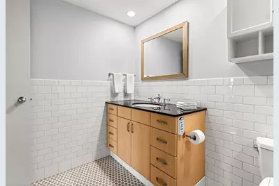 9 W Broadway #301, Boston, MA 02127 - Photo 25