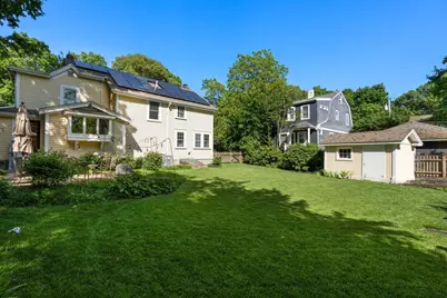 8 Avon Rd, Wellesley, MA 02482 - Photo 25