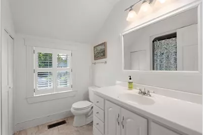 8 Avon Rd, Wellesley, MA 02482 - Photo 15