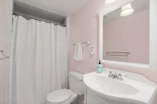 8 Avon Rd, Wellesley, MA 02482 - Photo 19
