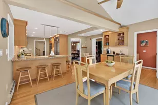 28 Algonquin Ave, Andover, MA 01810 - Photo 9