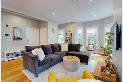 27 Thornley St #2, Boston, MA 02125 - Photo 9