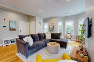 27 Thornley St, Boston, MA 02125 - Photo 9