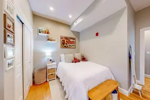27 Thornley St, Boston, MA 02125 - Photo 23