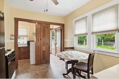 54 Thorndyke St, Springfield, MA 01118 - Photo 17