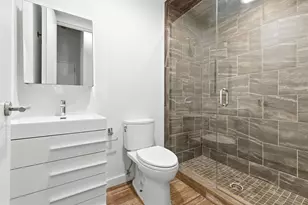 49 Melcher St, Boston, MA 02210 - Photo 25