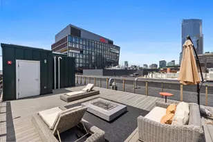 49 Melcher St, Boston, MA 02210 - Photo 29