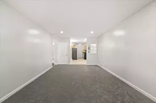 6 Dailey St, Attleboro, MA 02703 - Photo 7